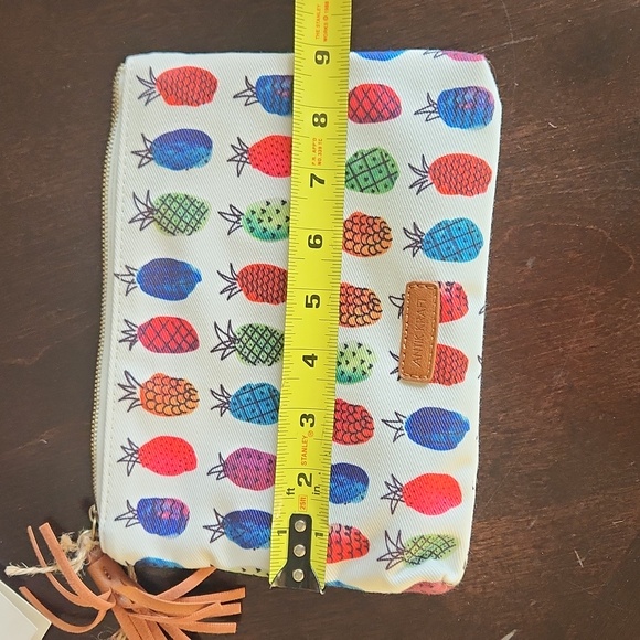 NWT ❗️ Antik Kraft pineapple travel cosmetic bag,  wallet, makeup bag - Picture 11 of 13